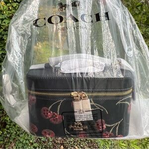 COACH Cosmetic & Make up Case w Cherry Print CDC13 AUTHENTIC New Coach Packaged